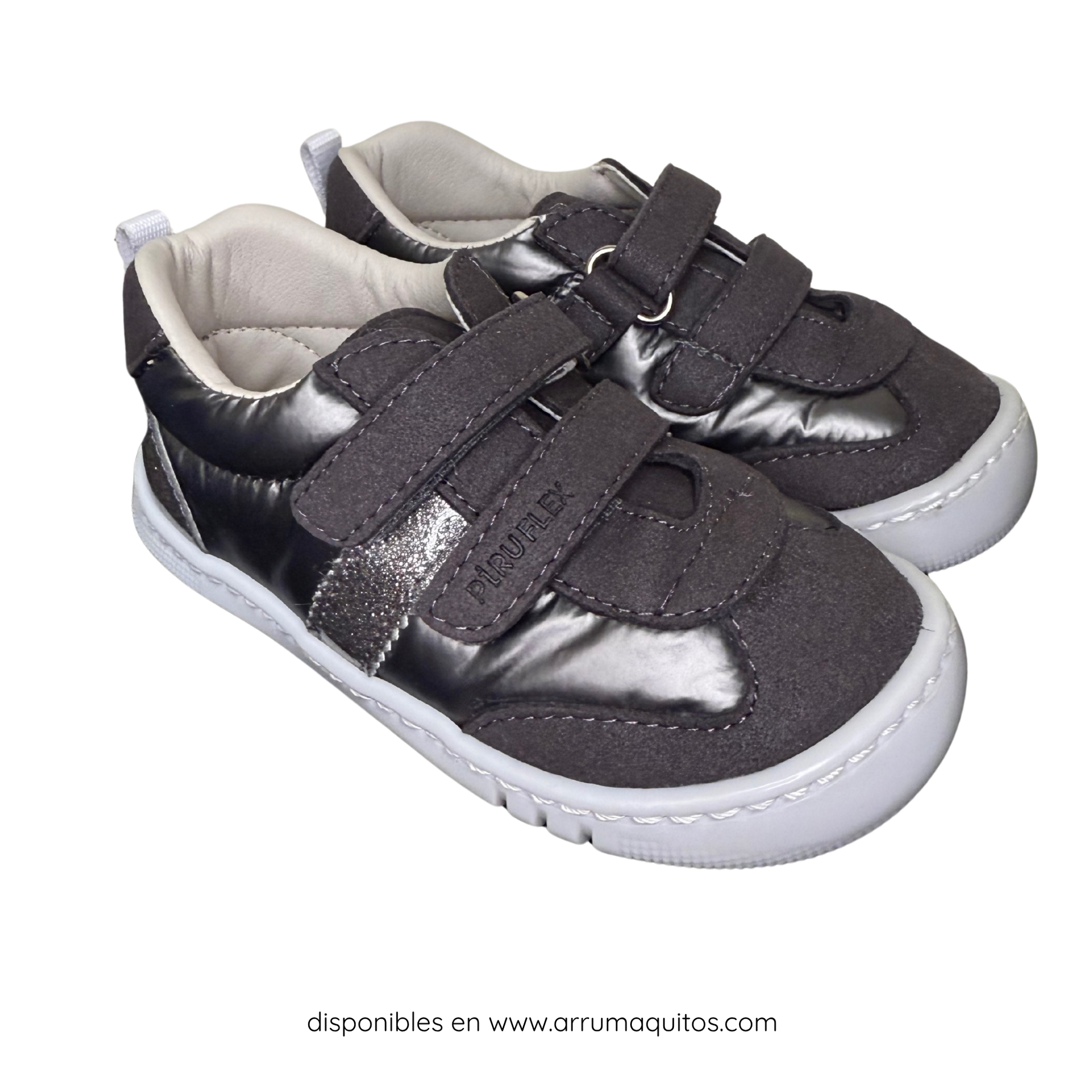 Piruflex's Vegan-Friendly Grey Nylon Glitter Everyday Sneakers