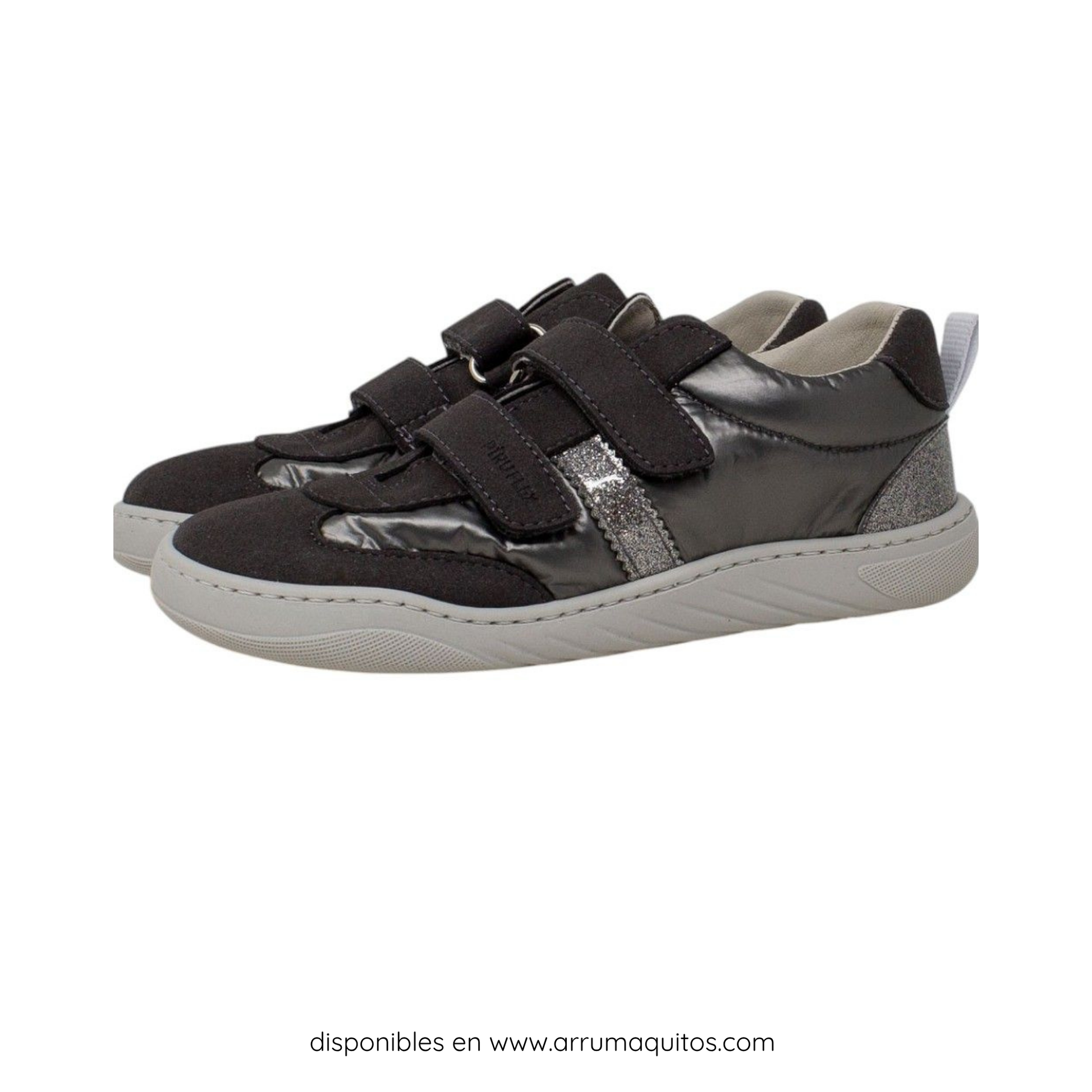 Piruflex's Vegan-Friendly Grey Nylon Glitter Everyday Sneakers